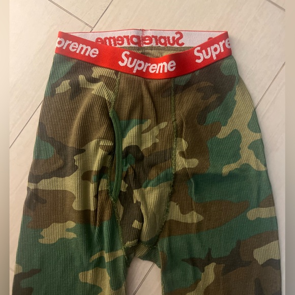 Supreme hanes camo longjohns - Picture 2 of 3